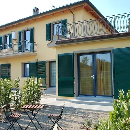 Farm stay Borgo Piccaratico Vinci