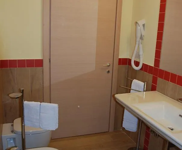 Borgo Piccaratico Фермерский дом *