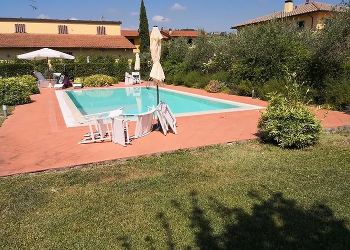 Borgo Piccaratico Фермерский дом